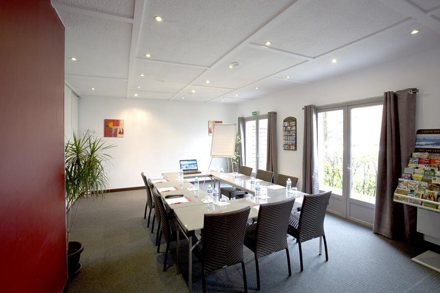 Hotel Sure By Western Aeroport Biarriz